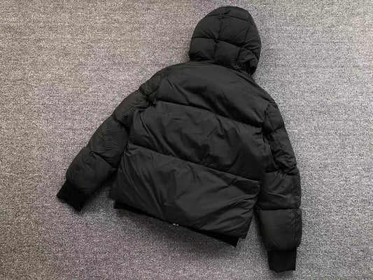 Moncler - jakna - black