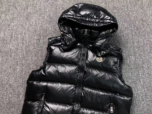 Moncler - prsluk - black